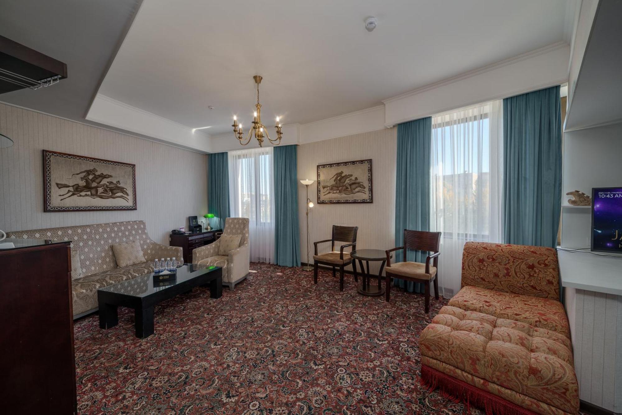 Hotel Jannat Regency Biškek Pokoj fotografie