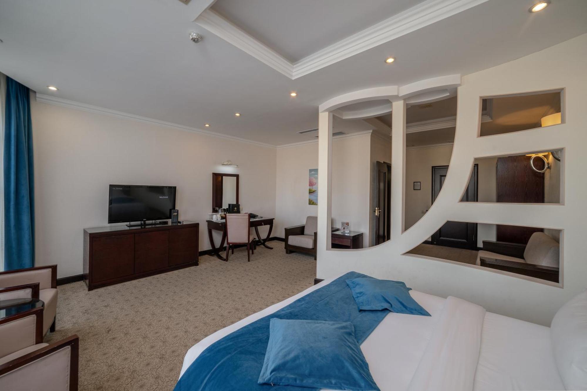 Hotel Jannat Regency Biškek Pokoj fotografie
