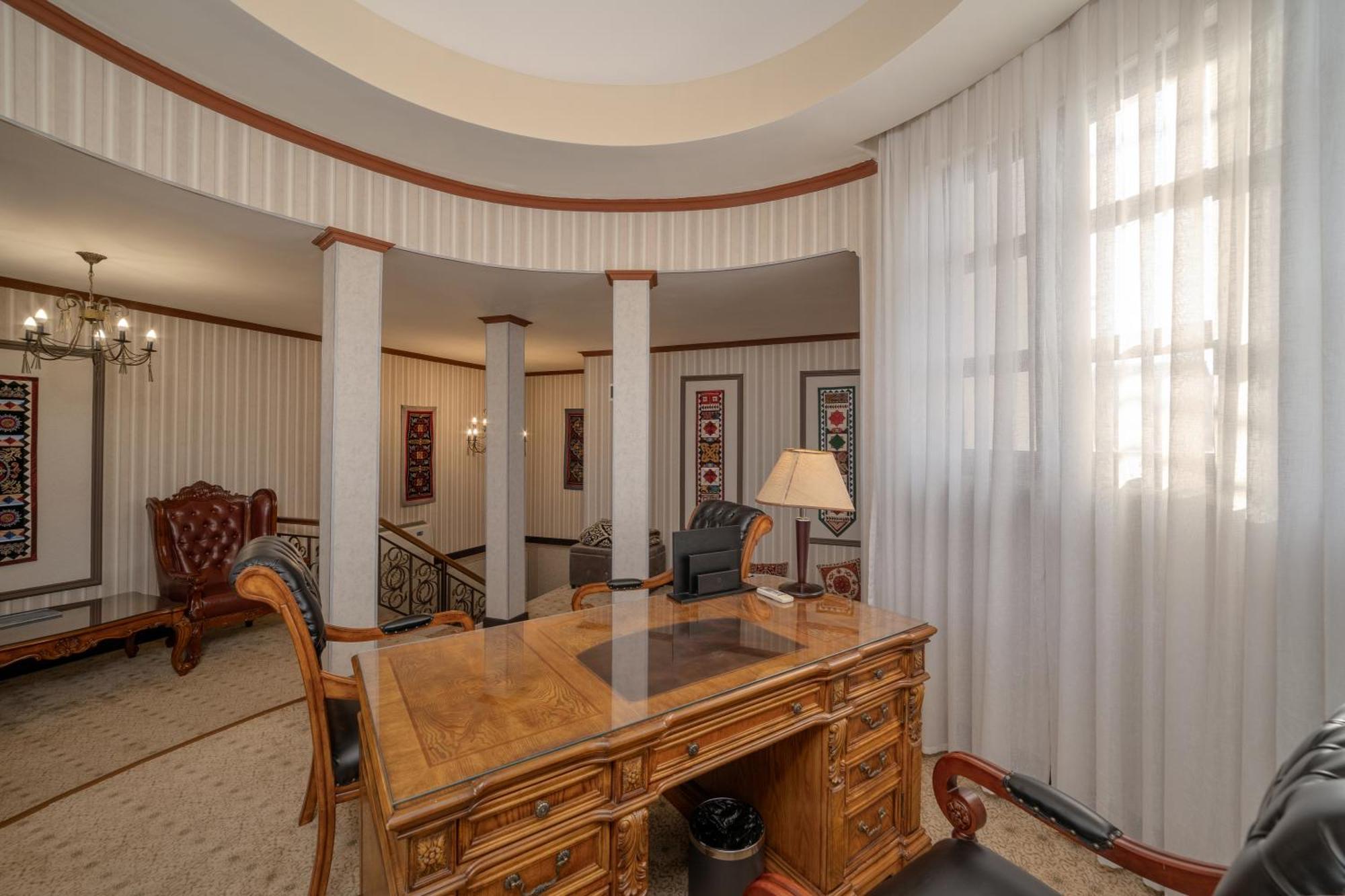 Hotel Jannat Regency Biškek Pokoj fotografie